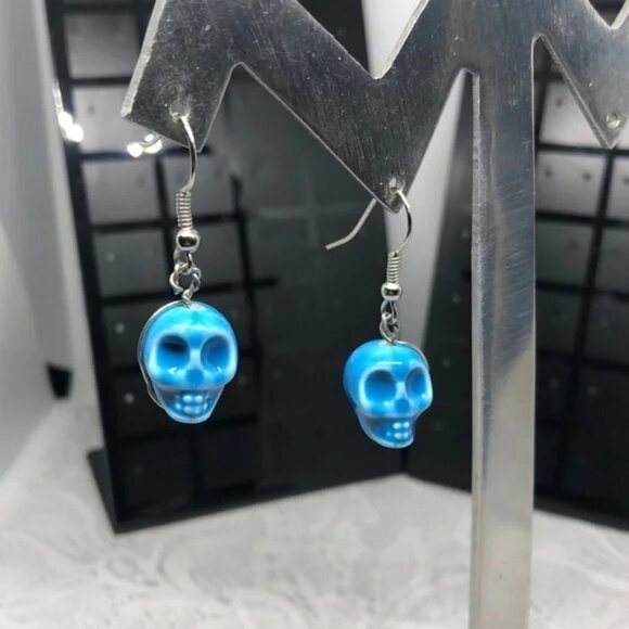 Curated bundle blue skull jewelry set statement. - Picture 3 of 6
